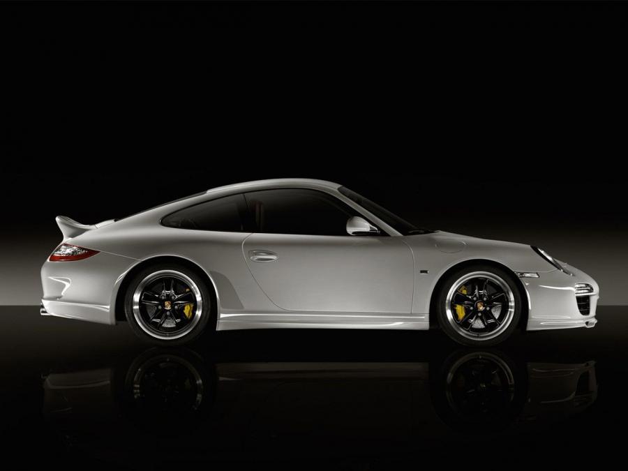  Porsche 911 Sport Classic 2009 года  (фото 11 из 22)